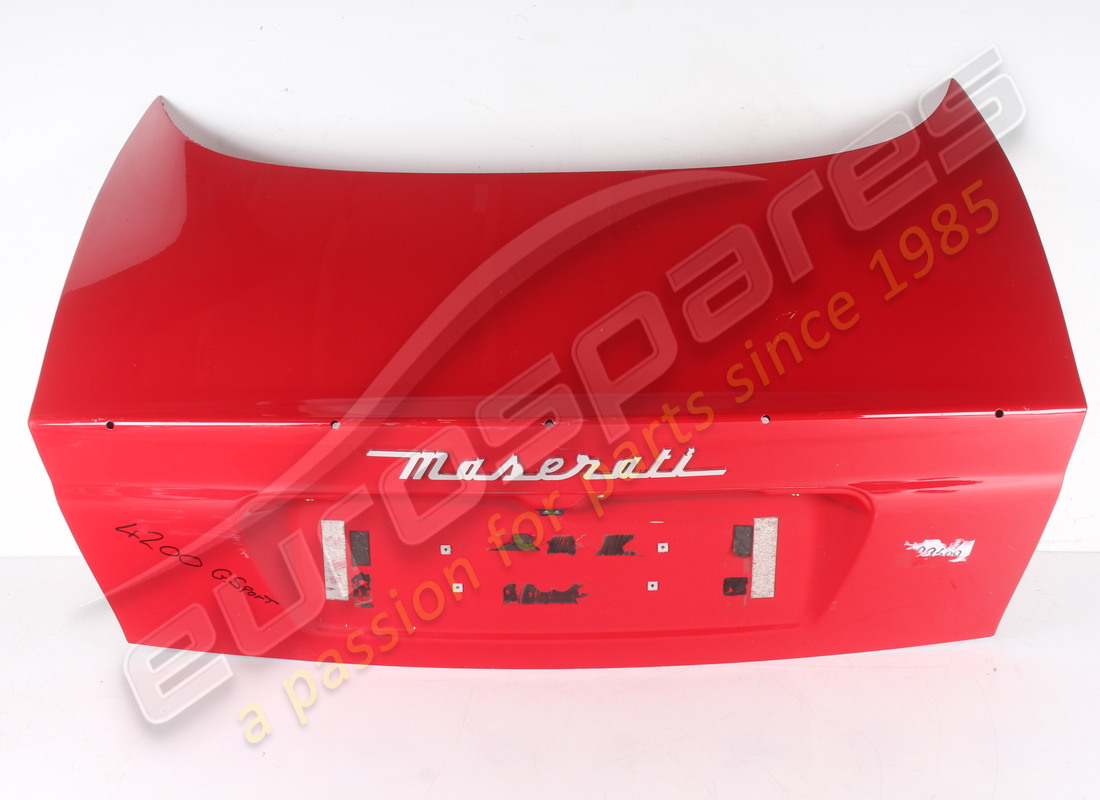 USADO Maserati CAPÓ TRASERO COMPLETO. NÚMERO DE PIEZA 68289500 (1)