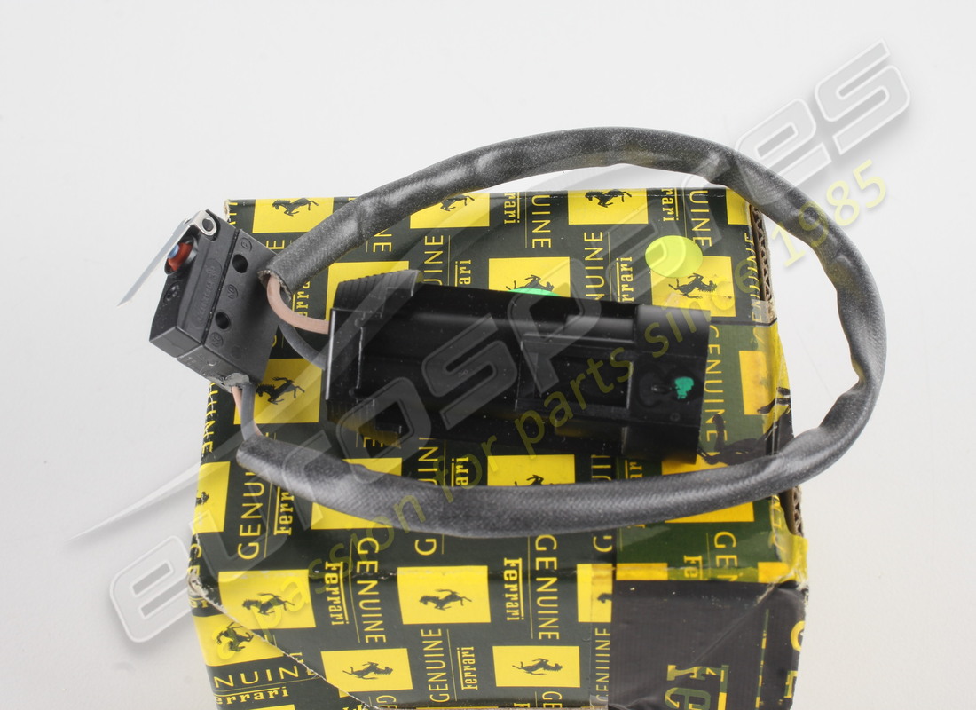 nuevo ferrari microinterruptor.. número de pieza 67493300 (4)