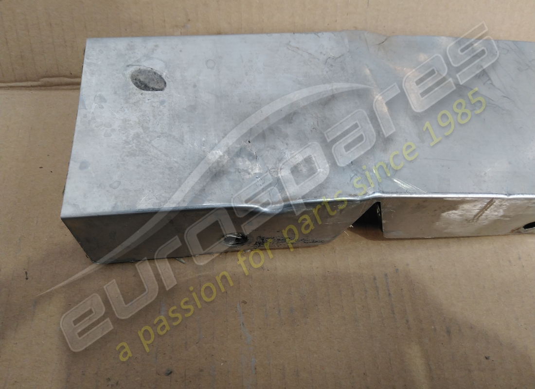 escudo de protección térmica ferrari rh usado. número de parte 63939400 (2)