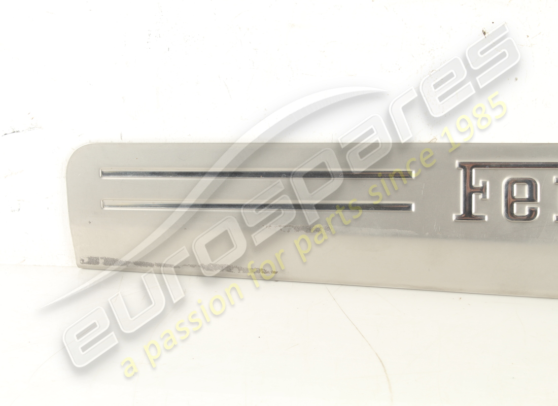 PLACA DE ROCKET DERECHA FERRARI USADA. NÚMERO DE PARTE 81361800 (5) placa de rocket derecha ferrari usada. número de parte 81361800 (5)