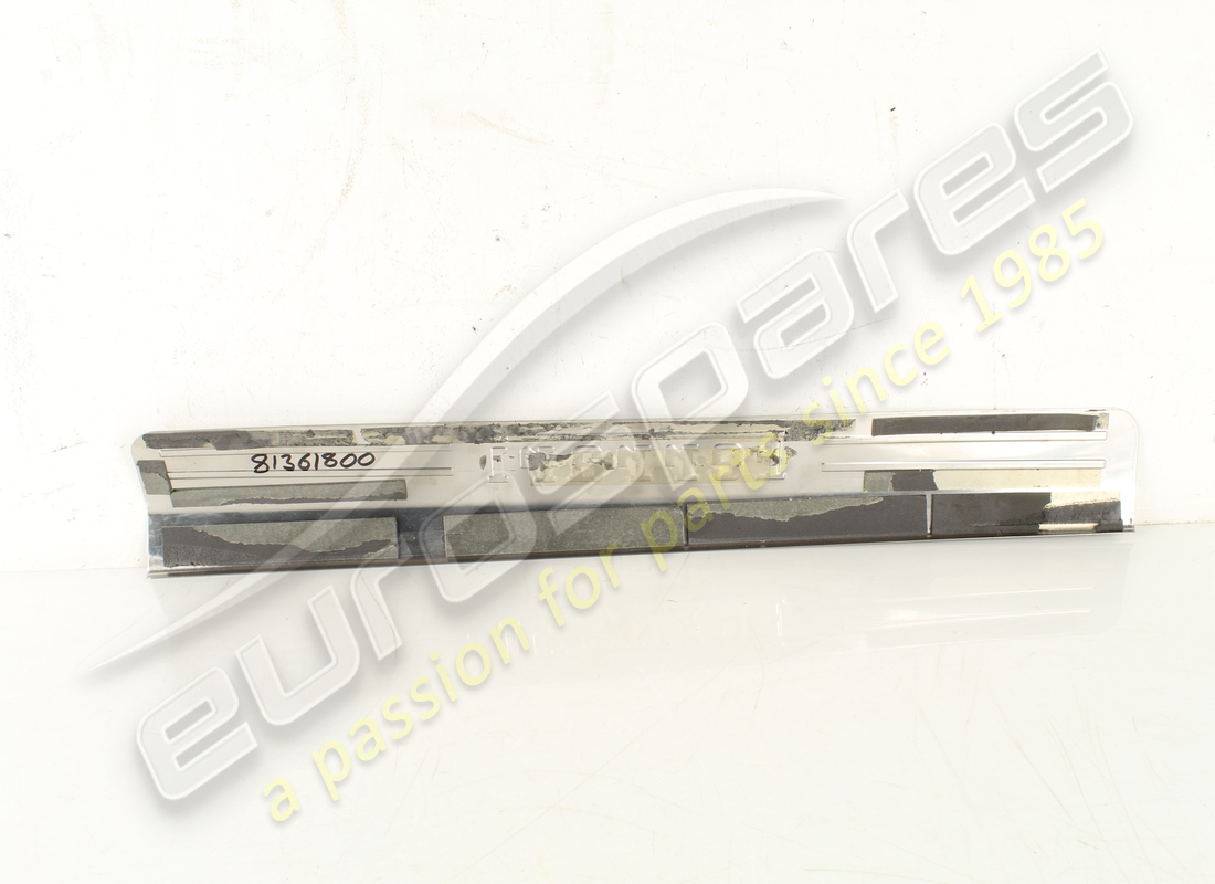 PLACA DE ROCKET DERECHA FERRARI USADA. NÚMERO DE PARTE 81361800 (4) placa de rocket derecha ferrari usada. número de parte 81361800 (4)