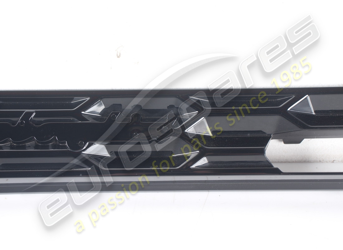 MOLDURA LAMBORGHINI USADA, SOPORTE PLANCIA TABLERO. NÚMERO DE PIEZA 4T2857226Q (3) moldura lamborghini usada, soporte plancia tablero. número de pieza 4t2857226q (3)