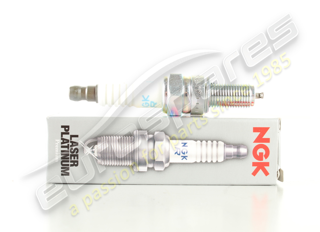 NUEVA Maserati BUJÍA . NÚMERO DE PARTE 168325 (1)