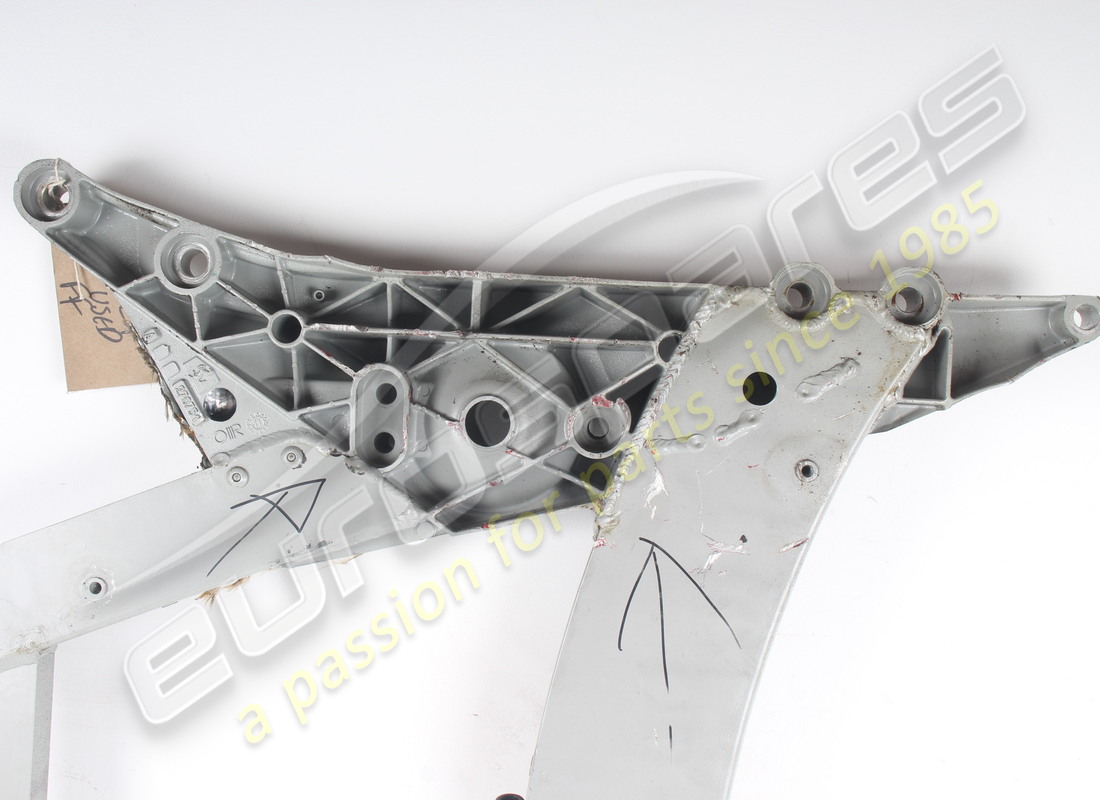 SUBCHASIS DEL MOTOR FERRARI USADO. NÚMERO DE PARTE 265529 (5) subchasis del motor ferrari usado. número de parte 265529 (5)