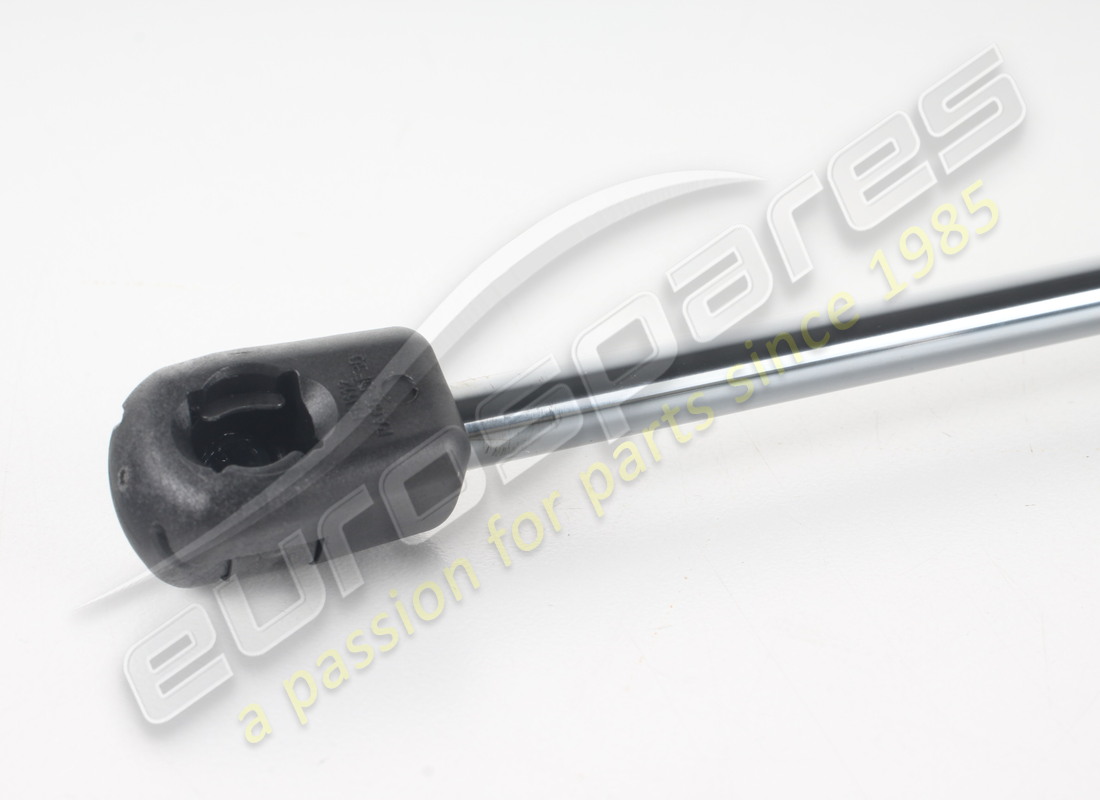 nuevo maserati resorte de gas. número de parte 670007295 (2)