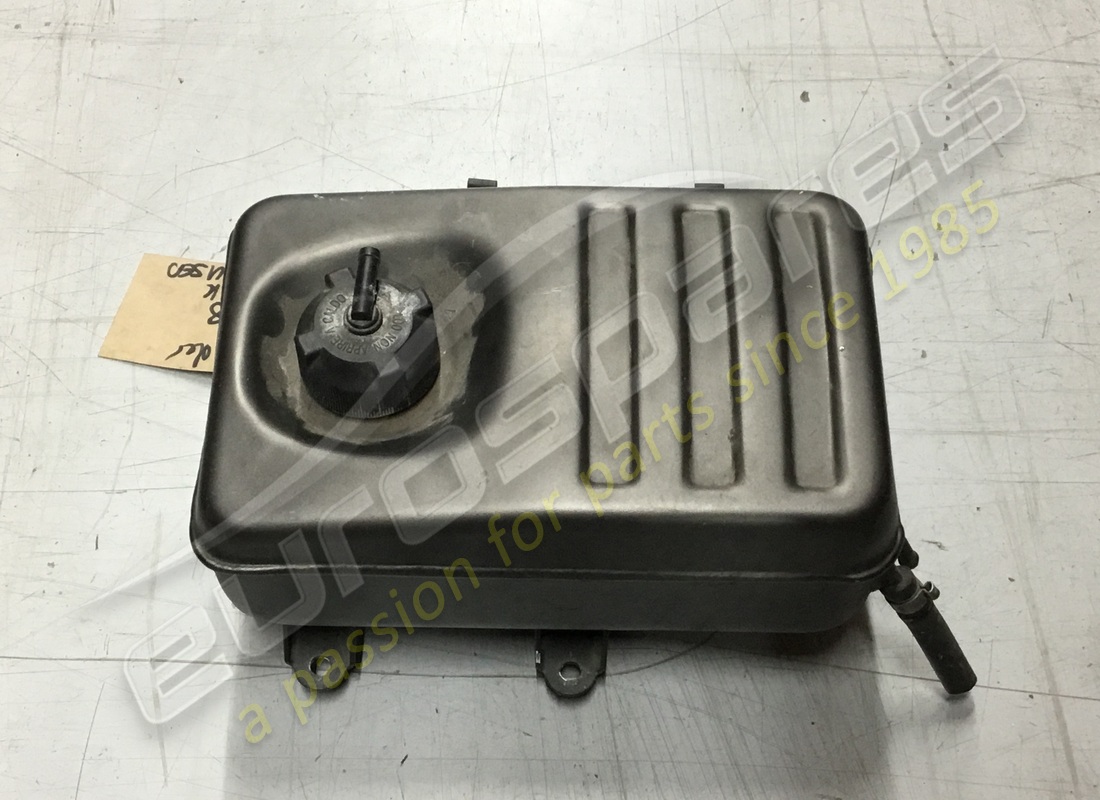 TANQUE DE REFRIGERANTE Ferrari USADO. NÚMERO DE PARTE 199868 (1)