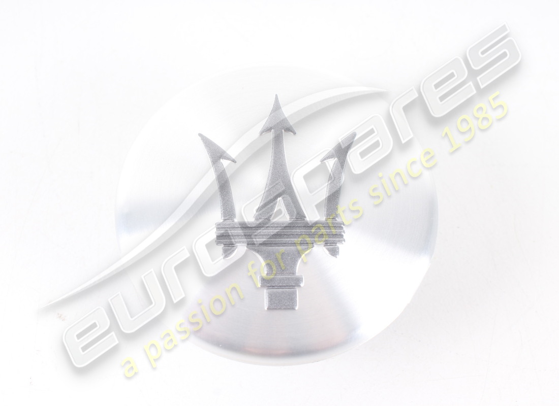 NUEVA INSIGNIA DE RUEDA MASERATI: PLATA/GRIS. NÚMERO DE PARTE 82336806 (2) nueva insignia de rueda maserati: plata/gris. número de parte 82336806 (2)