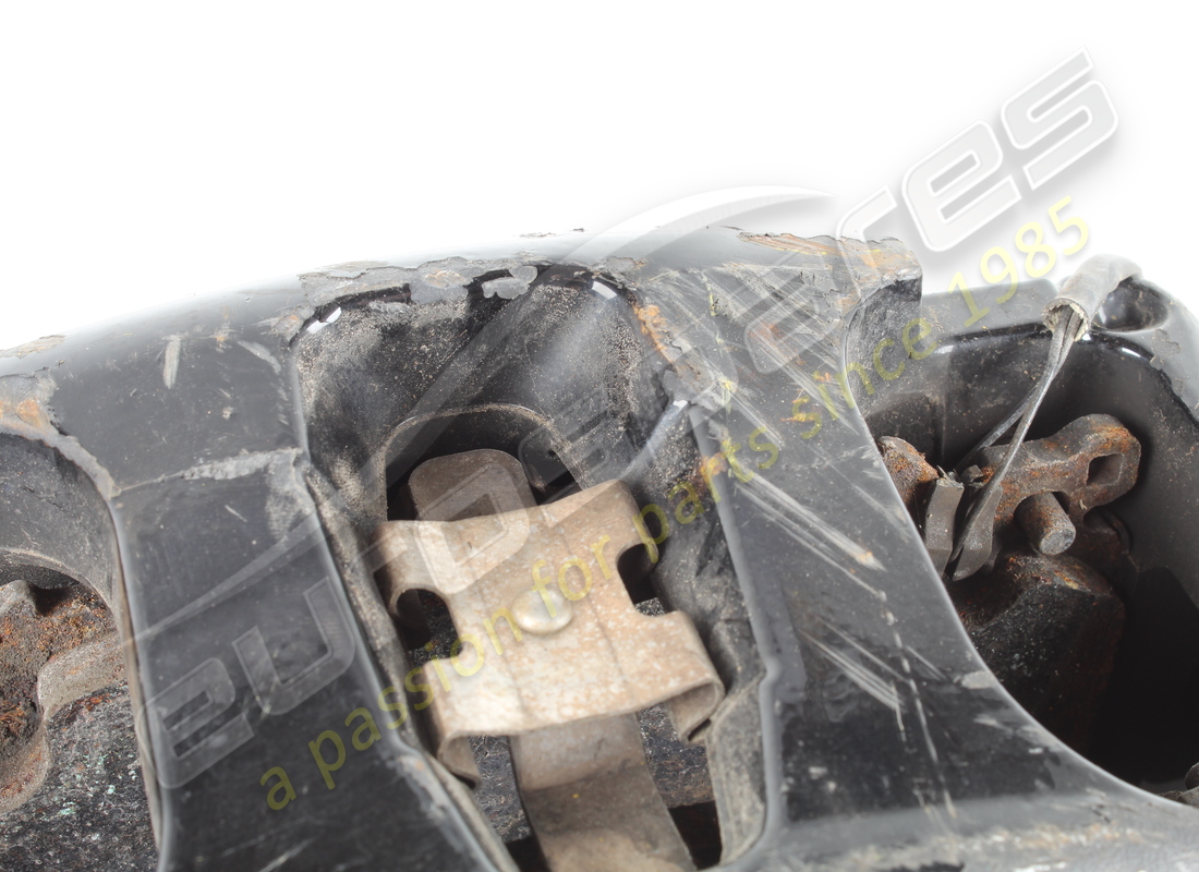 PINZA DELANTERA CCB LAMBORGHINI USADA. NÚMERO DE PARTE 470615106P (4) pinza delantera ccb lamborghini usada. número de parte 470615106p (4)