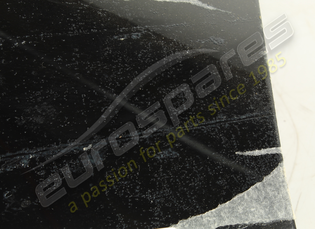 guardabarros delantero derecho lamborghini usado. número de parte 4t0821022d (4)