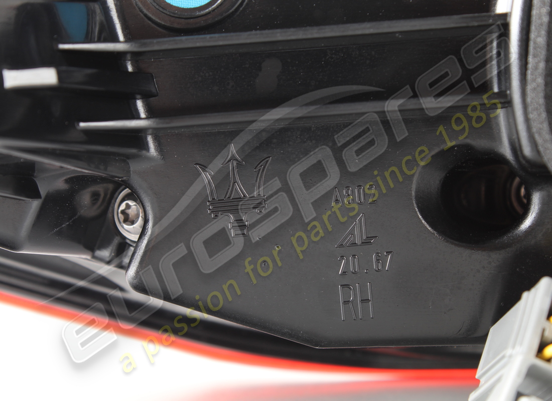 nueva luz trasera exterior derecha maserati. número de parte 670106830 (4)