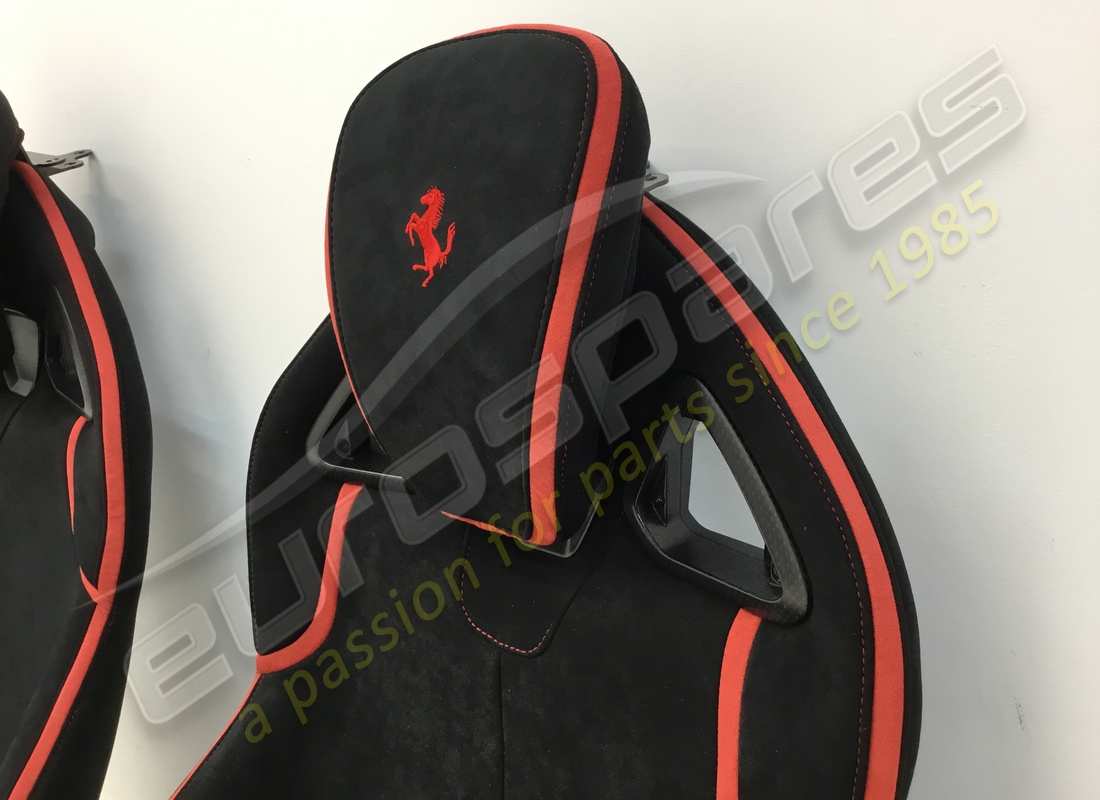 reacondicionado ferraricarbono seats (tamaño grande). número de parte 85888100pair (5)