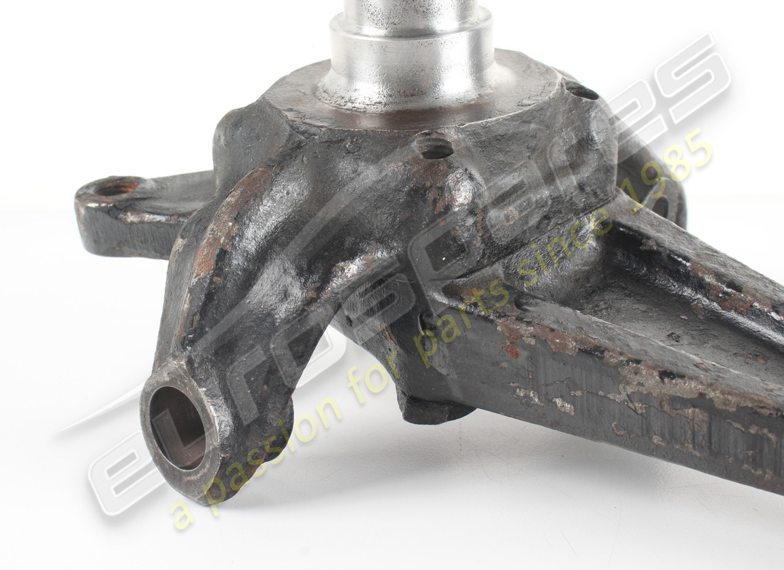 muñón delantero derecho lamborghini usado. número de parte 005106531 (3)