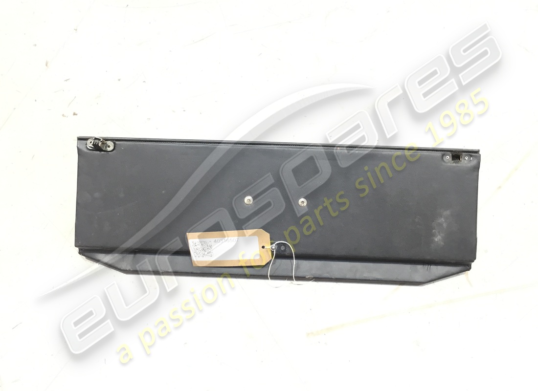 TAPA EXTERNA DE GUANTERA Ferrari USADA. NÚMERO DE PARTE 40316507 (1)