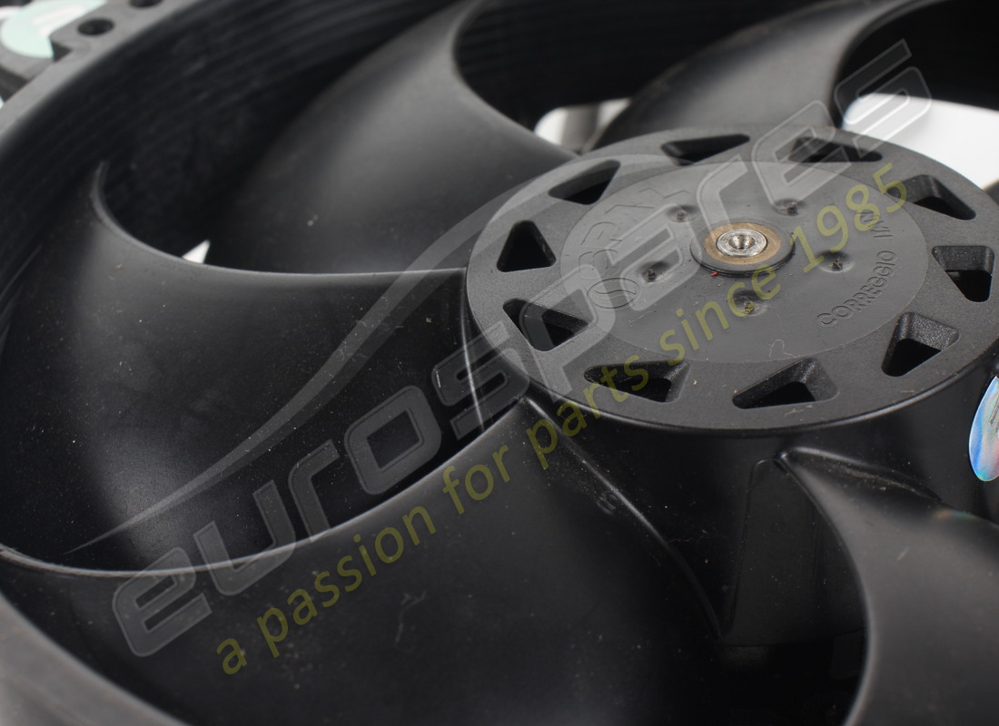 ventilador eléctrico completo usado ferrari. número de pieza 277070 (2)