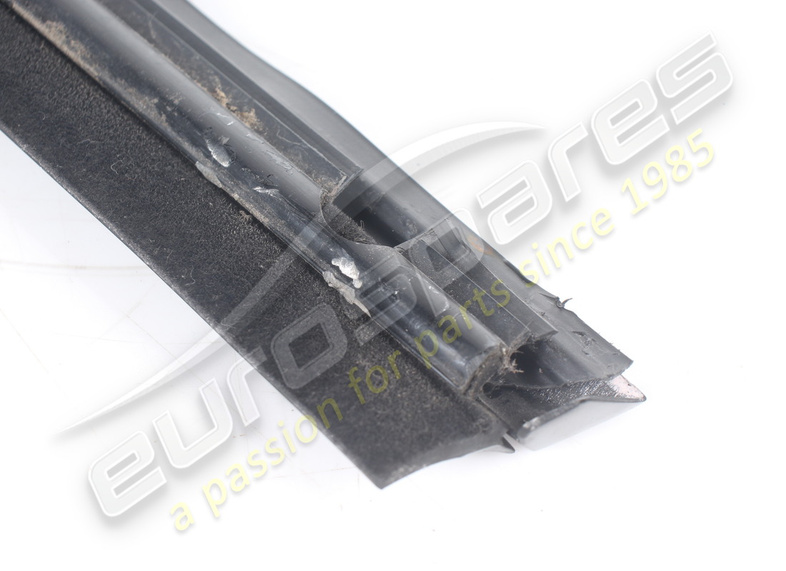 moldura ferrari rh usada. número de parte 61538900 (6)