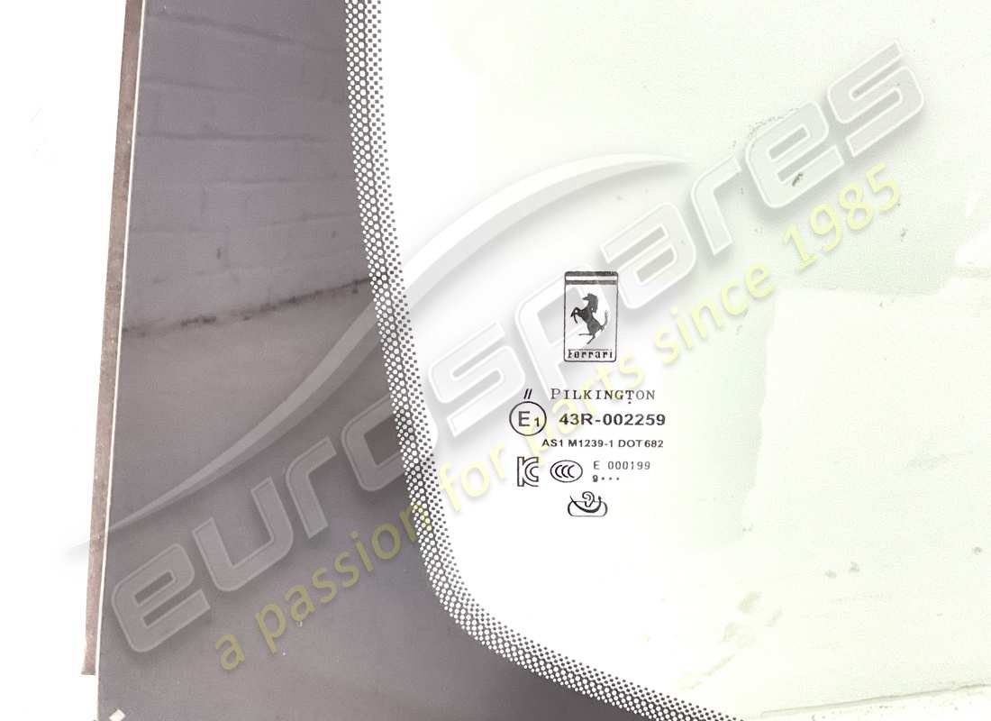 nuevo ferrari parabrisas. número de parte 900632 (2)