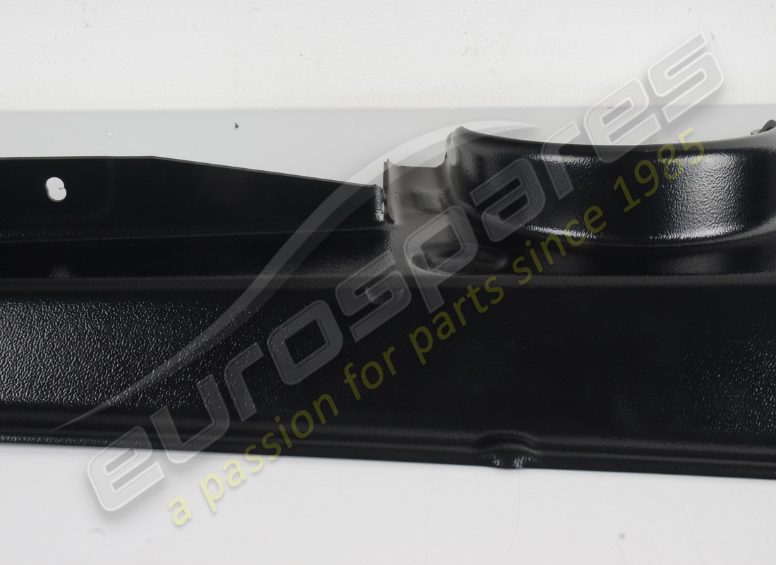nueva cubierta del bahía del motor lamborghini. número de parte 07l103723e (5)