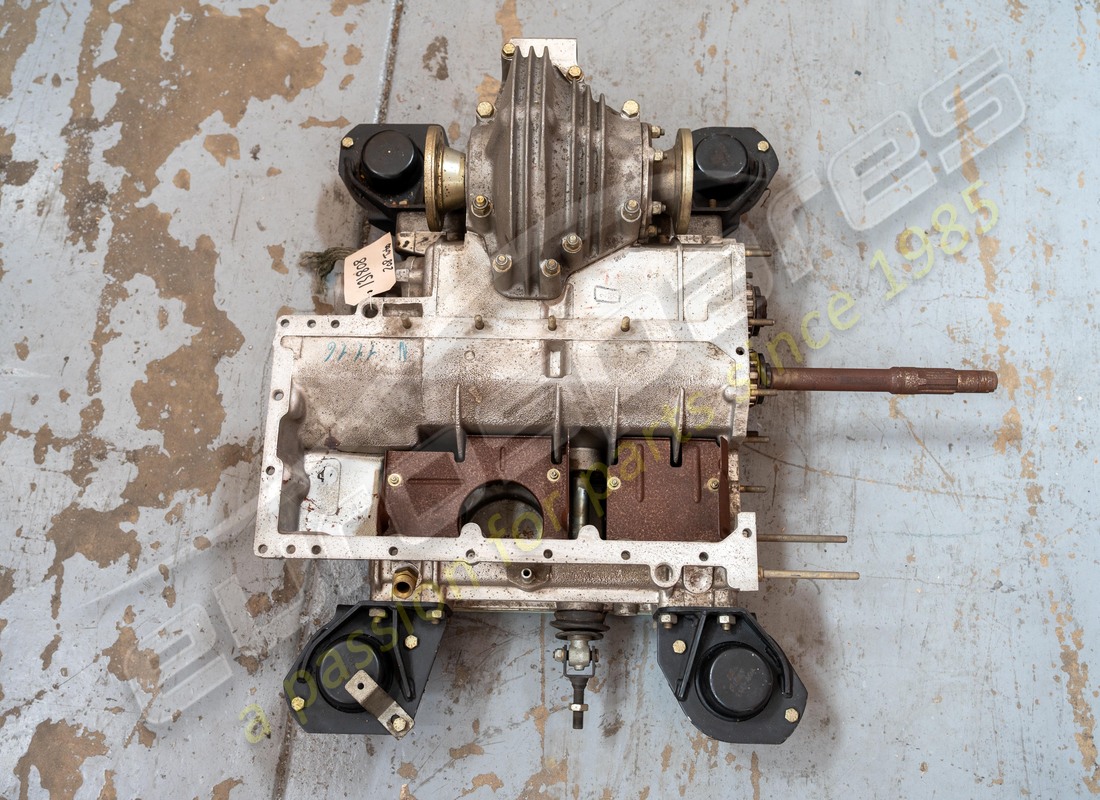 new (other) ferrari gtb/s turbo gearbox. part number 131808 (4)