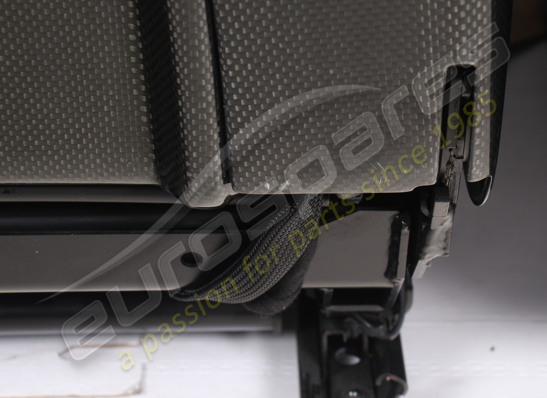 USADO FERRARI FERRARI PARTE 90018638. NÚMERO DE PARTE 90018638 (10) usado ferrari ferrari parte 90018638. número de parte 90018638 (10)