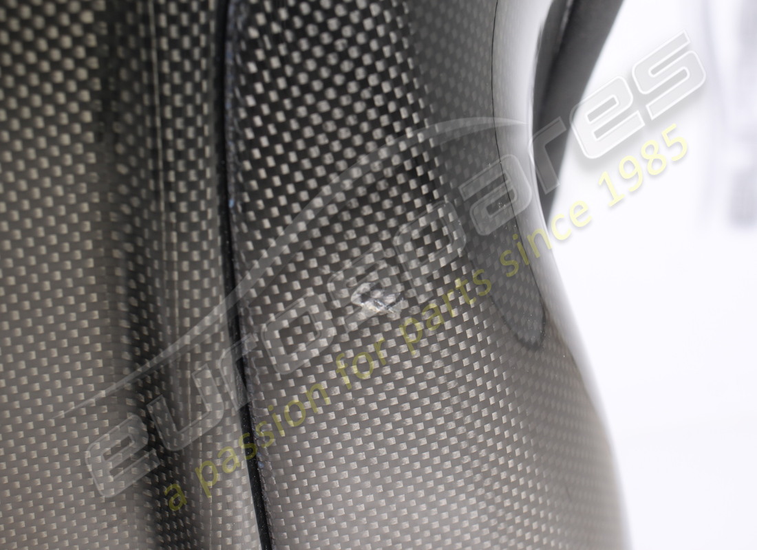 USADO FERRARI FERRARI PARTE 90018638. NÚMERO DE PARTE 90018638 (8) usado ferrari ferrari parte 90018638. número de parte 90018638 (8)