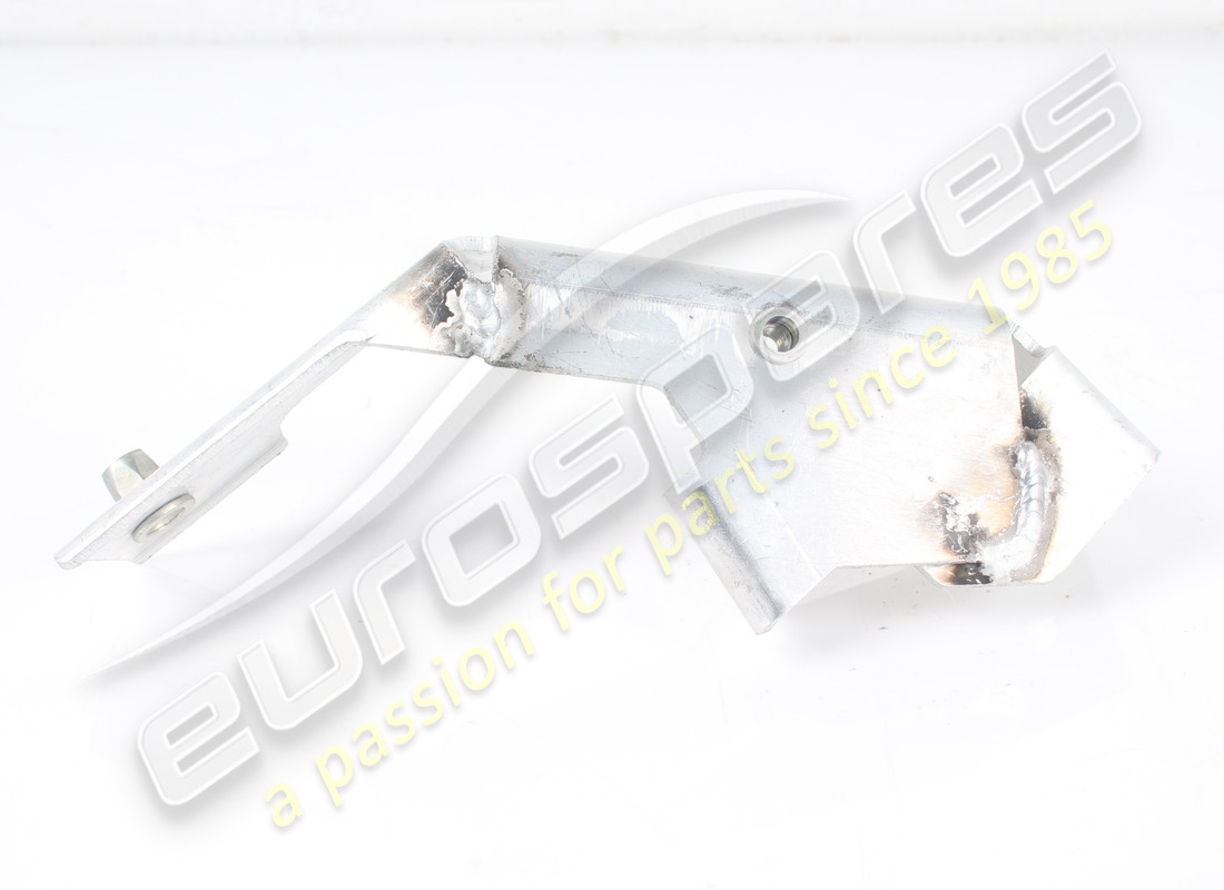 USED FERRARI LH TUBE FASTENER BRACKET. PART NUMBER 83216400 (5) used ferrari lh tube fastener bracket. part number 83216400 (5)