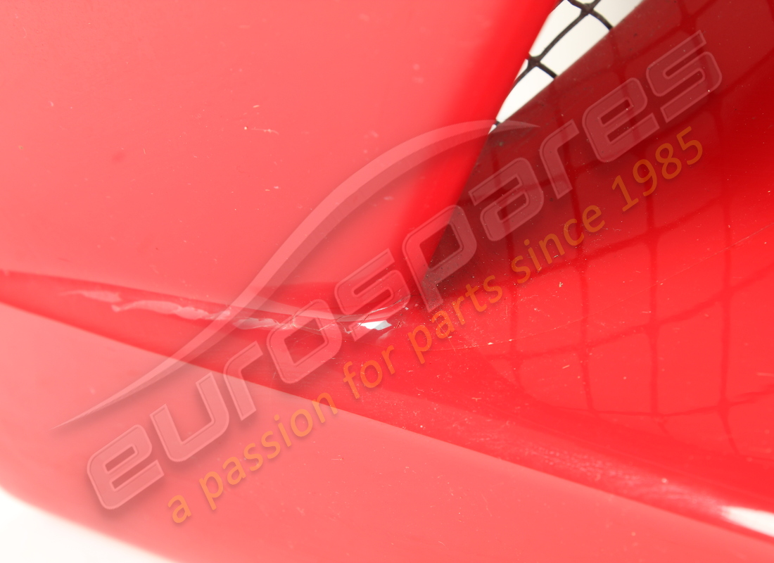 revestimiento bajo puerta rh ferrari usado. número de parte 69831610 (5)