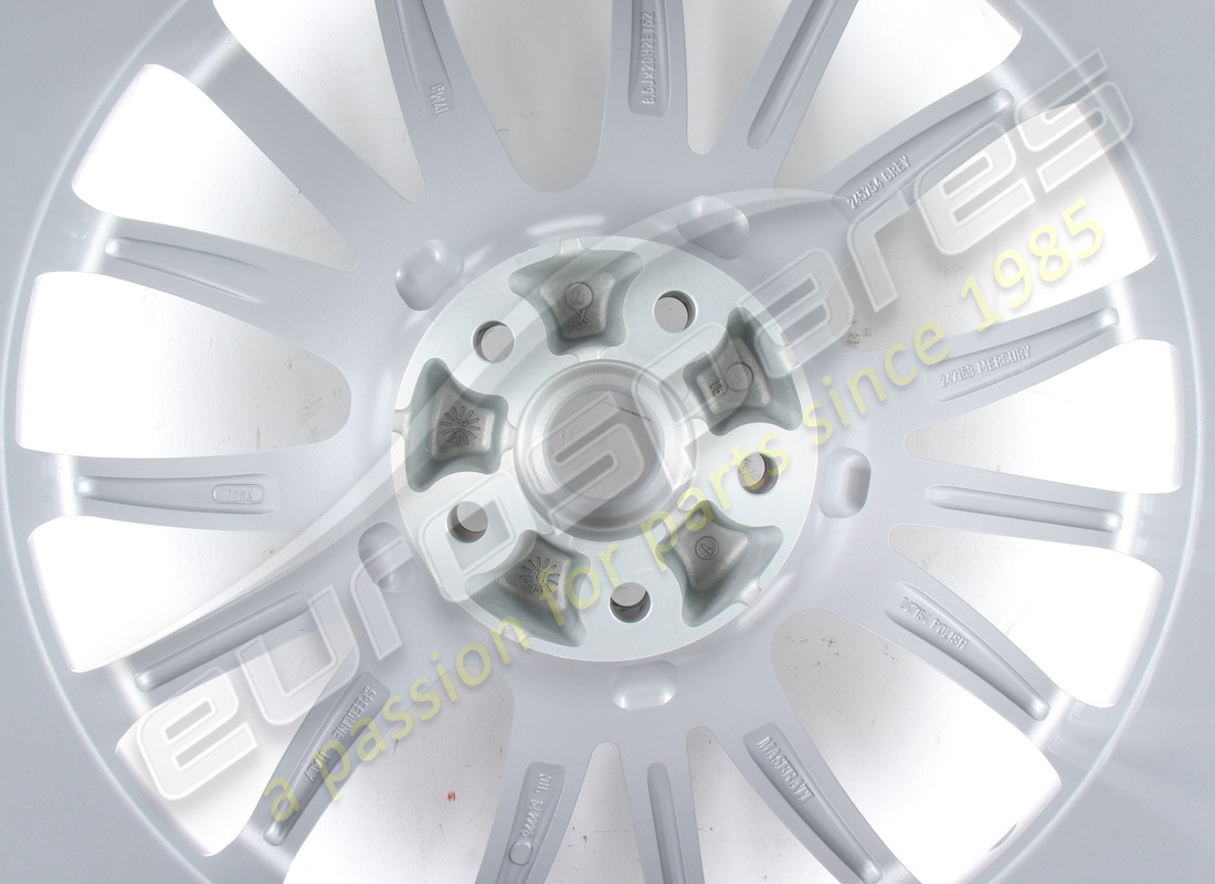 nueva maserati llanta de rueda delantera 20. número de parte 82126106 (5)