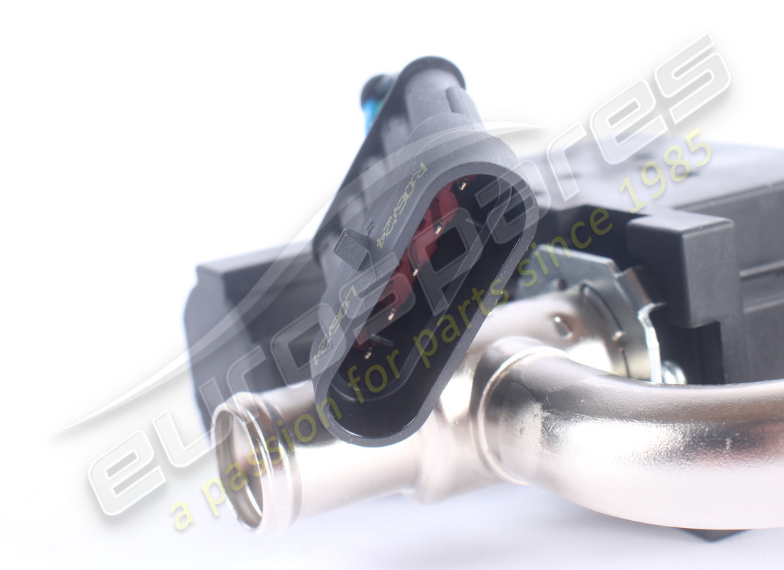 nueva válvula tgk rh ferrari. número de pieza 67635900 (6)