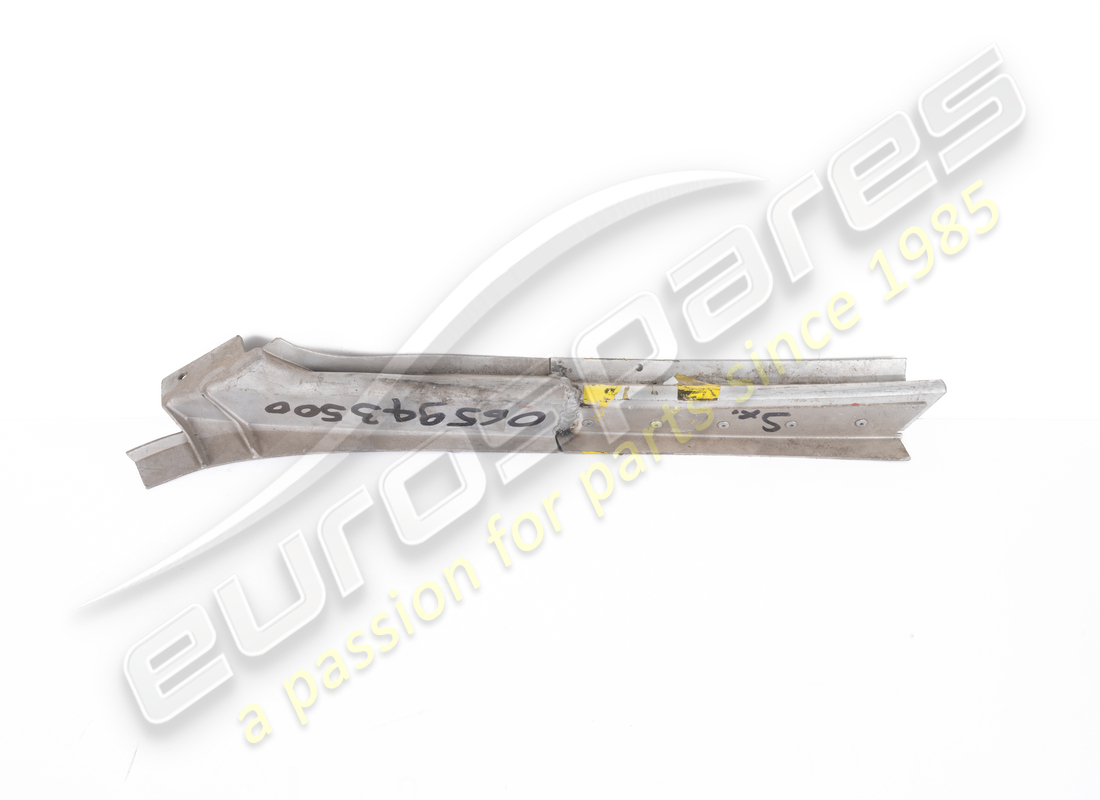 nueva subestructura lateral izquierda ferrari. número de pieza 65943500 (2)