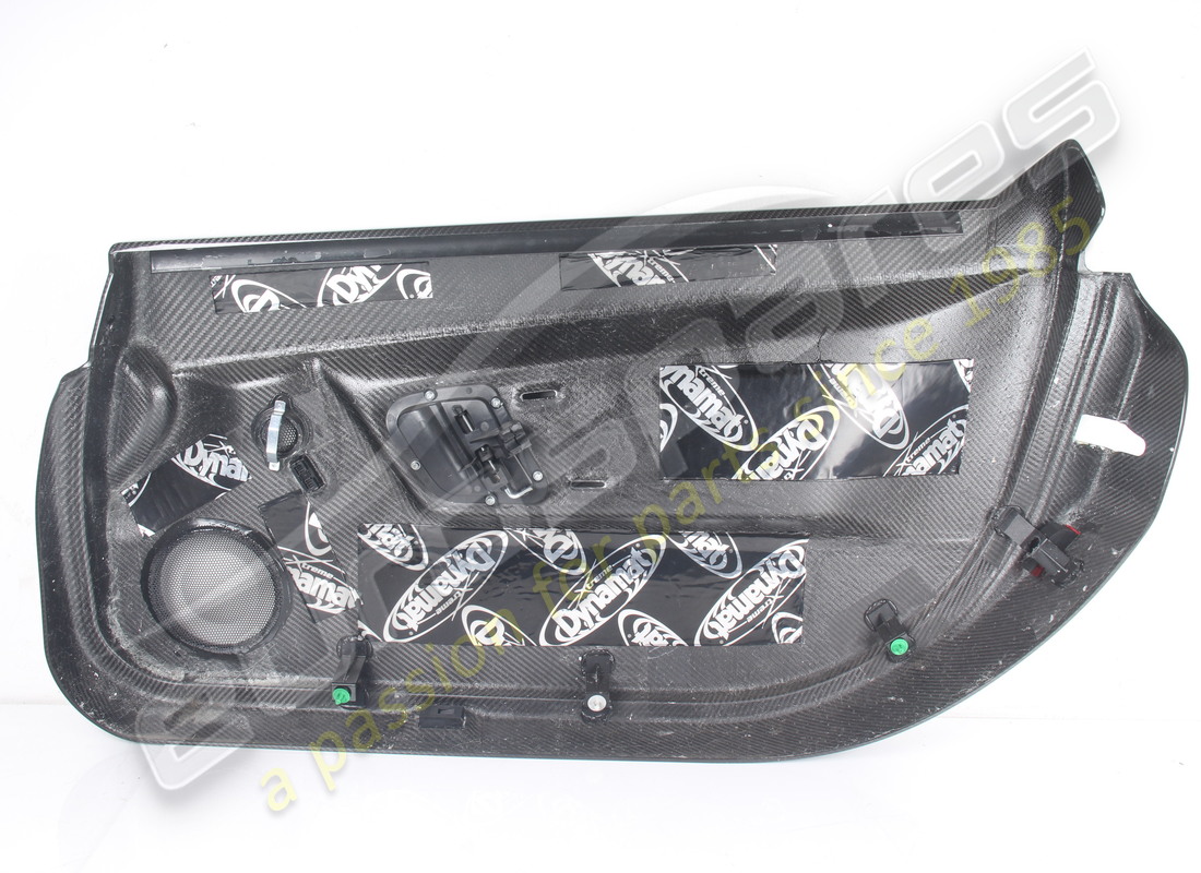PANELES DE PUERTAS DE CARBONO DE LAMBORGHINI PAR USADOS. NÚMERO DE PARTE 407867105AW (7) paneles de puertas de carbono de lamborghini par usados. número de parte 407867105aw (7)