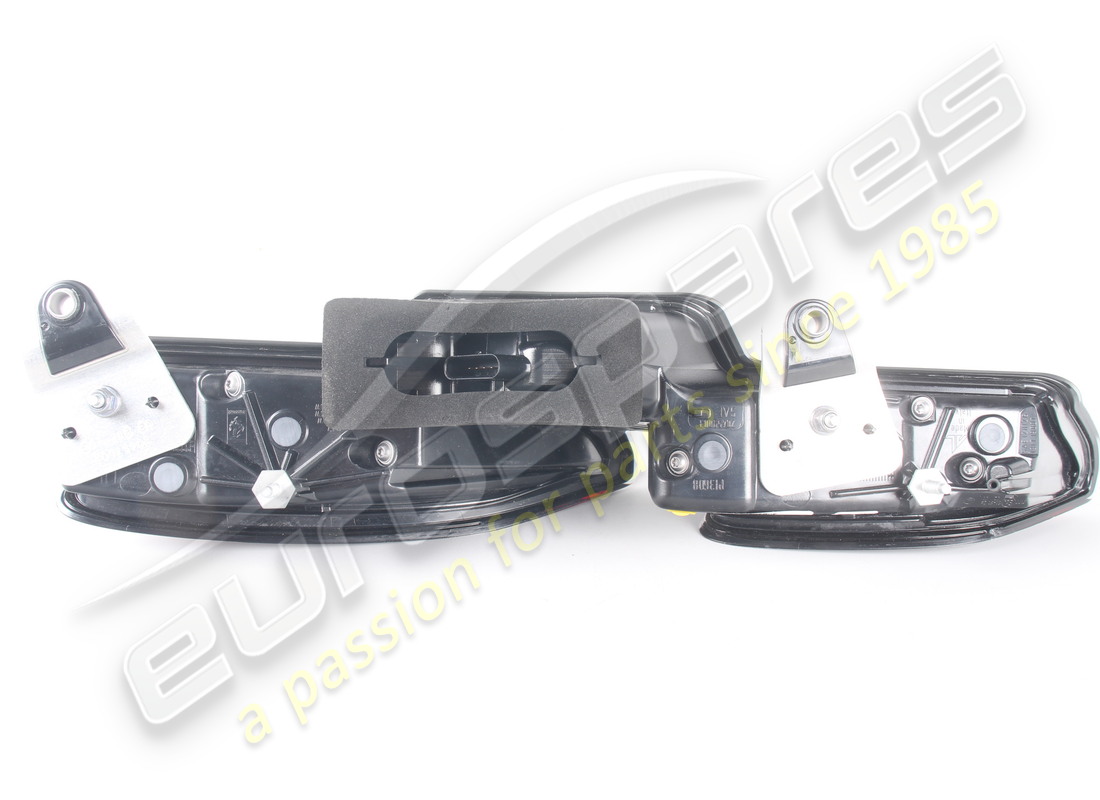 nueva luz trasera izquierda ferrari. número de parte 919257 (2)