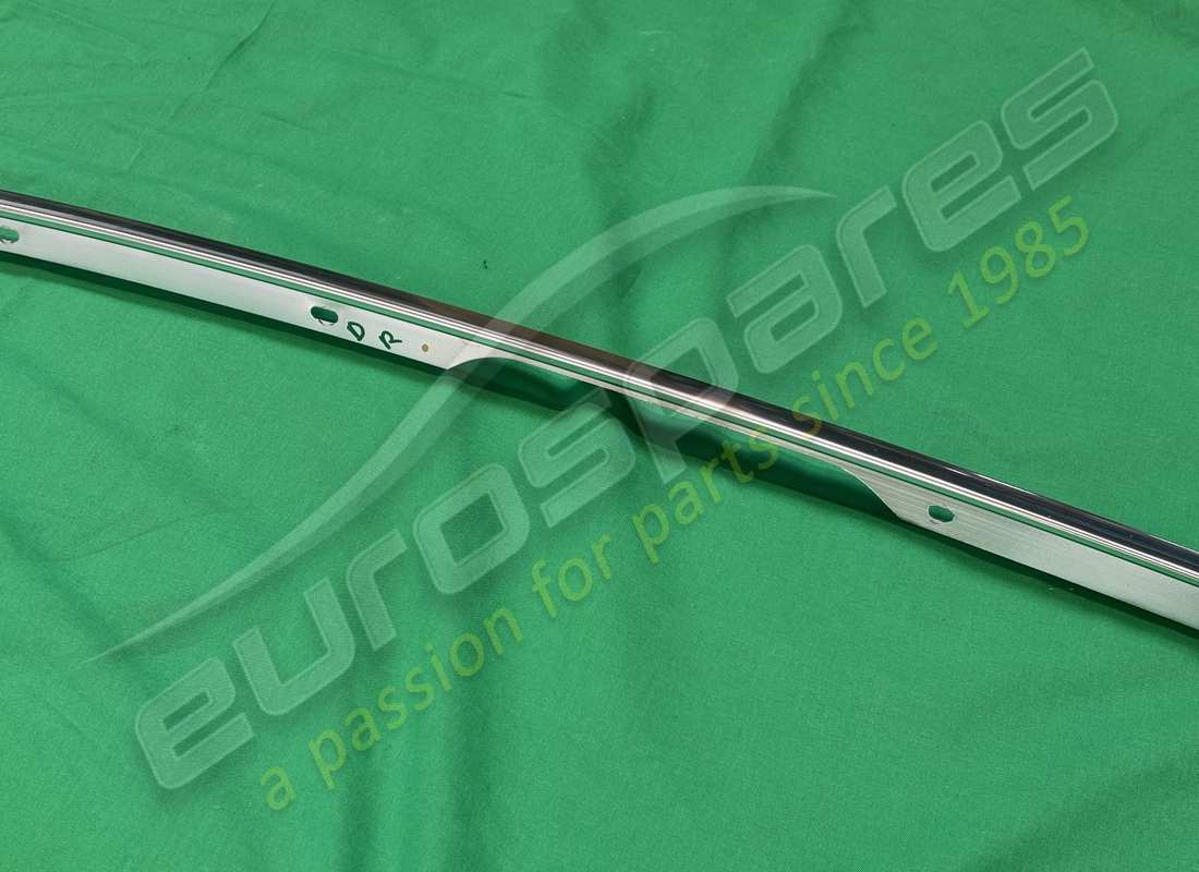 utilizado maserati modanatura lat. cromata completa. número de parte 670043123 (3)