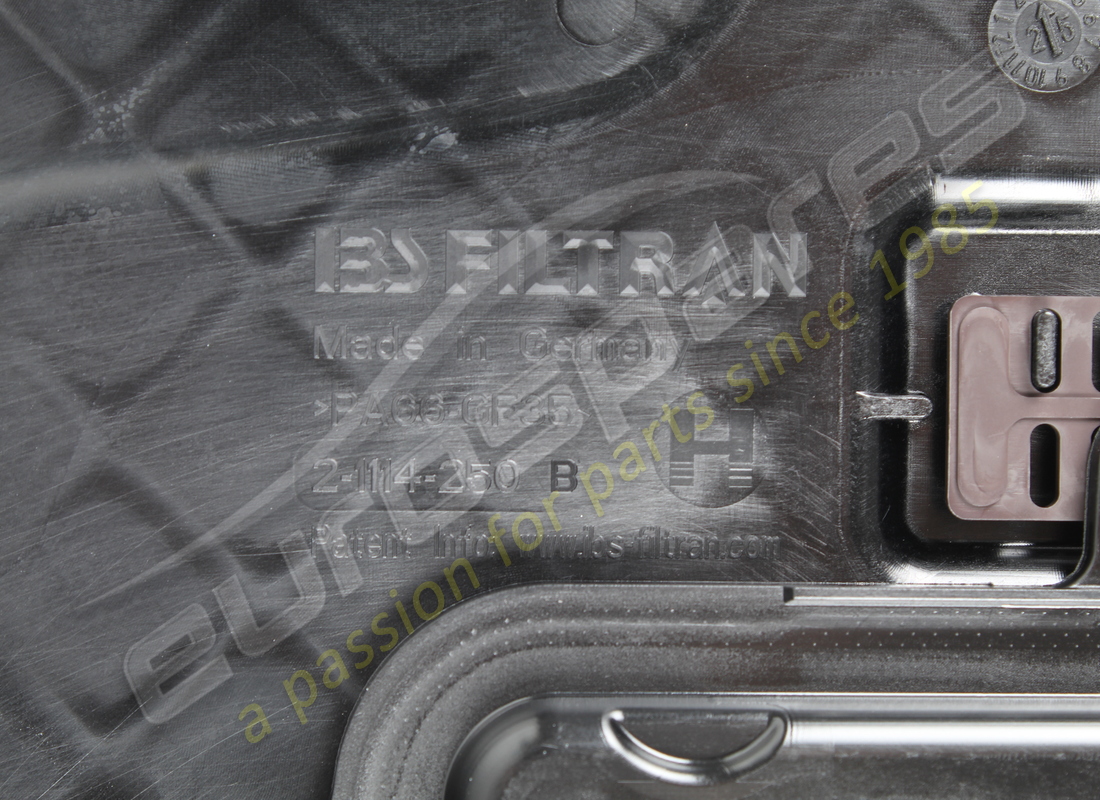 CÁRTER DE ACEITE DE TRANSMISIÓN NUEVO PORSCHE. NÚMERO DE PIEZA 0DT317165 (3) cárter de aceite de transmisión nuevo porsche. número de pieza 0dt317165 (3)