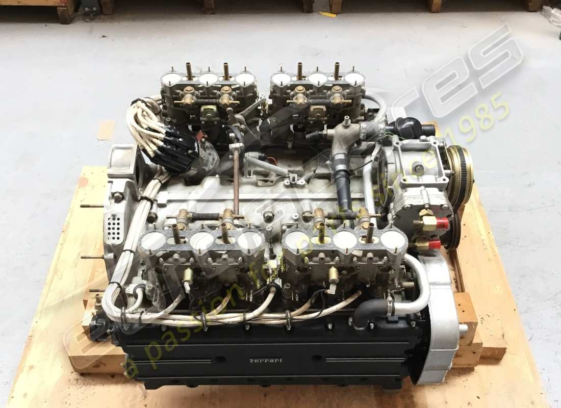 nuevo ferrari 512bb motor carburador boxer. número de pieza 95960407 (4)