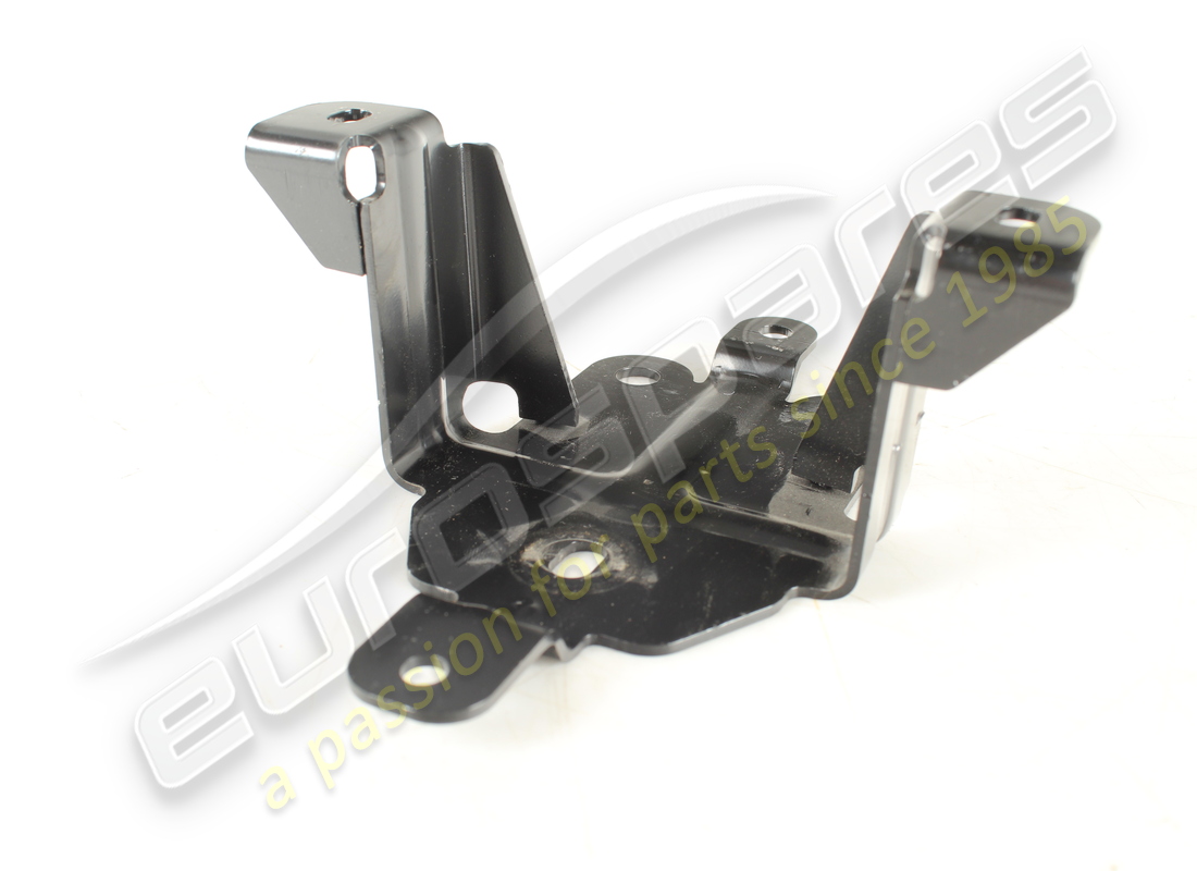 SOPORTE DE FIJACIÓN DE PUENTE FERRARI USADO. NÚMERO DE PIEZA 86153300 (1) soporte de fijación de puente ferrari usado. número de pieza 86153300 (1)