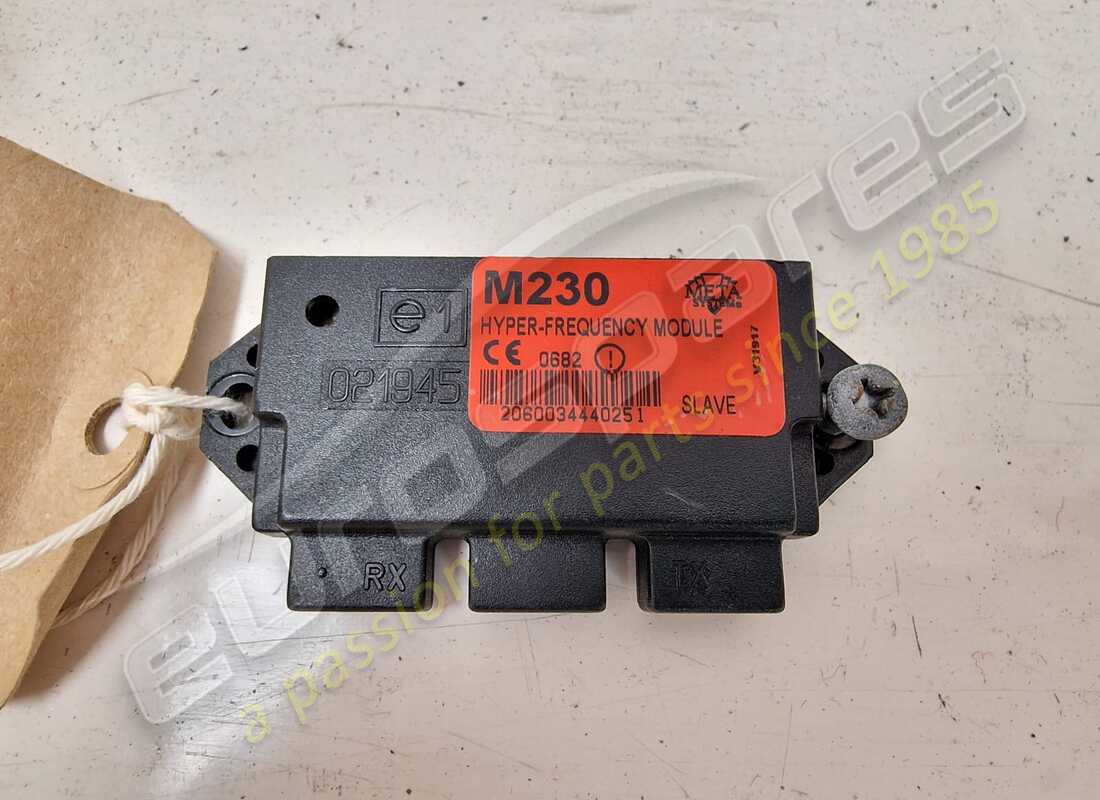 SENSOR DE HIPERFRECUENCIA ESCLAVO Maserati USADO. NÚMERO DE PARTE 186596 (1)
