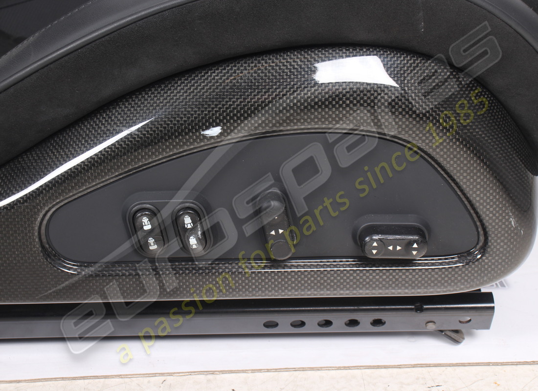 USADO FERRARI FERRARI PARTE 90018638. NÚMERO DE PARTE 90018638 (6) usado ferrari ferrari parte 90018638. número de parte 90018638 (6)