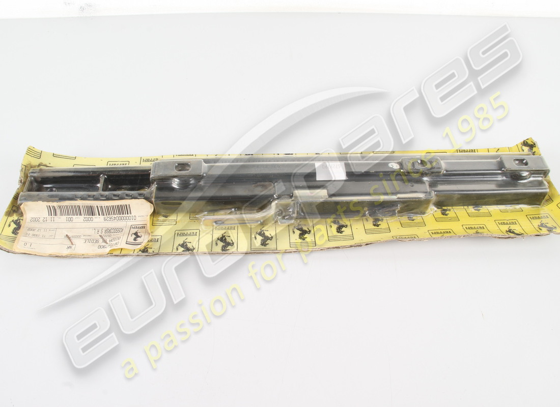 NUEVA FERRARI GUÍA COMPLETA DEL ASIENTO DERECHO. NÚMERO DE PIEZA 67297900 (4) nueva ferrari guía completa del asiento derecho. número de pieza 67297900 (4)