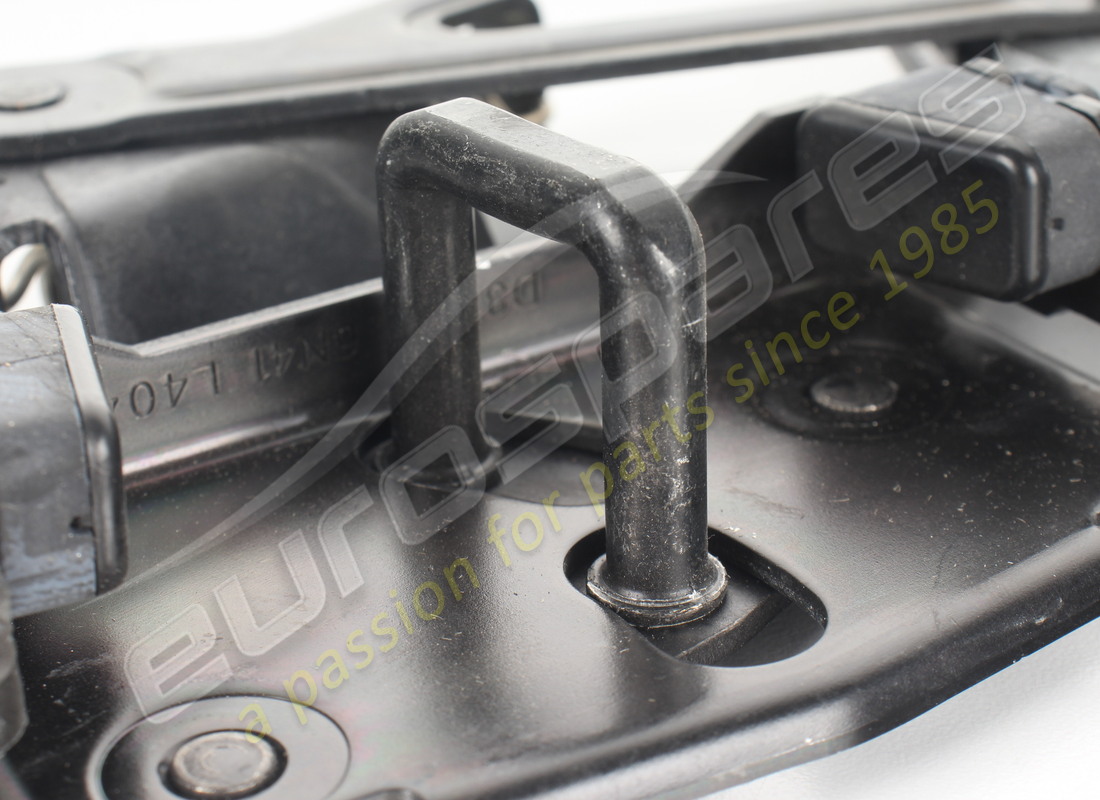 NUEVA TAPA DE MALETERO POWER STRIKER FERRARI. NÚMERO DE PIEZA 69773100 (5) nueva tapa de maletero power striker ferrari. número de pieza 69773100 (5)