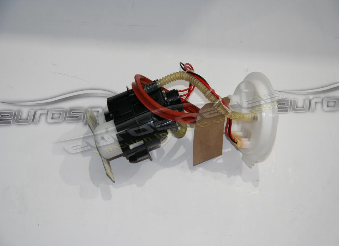 MÓDULO DE ENTREGA DE COMBUSTIBLE USADO Lamborghini SIN CALENTADOR AUXILIAR USO NUEVO 4M0919087BL. NÚMERO DE PIEZA 4M0919087AR (1)