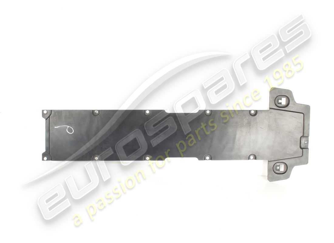 PROTECCIÓN DE BAJOS CENTRAL Ferrari USADA. NÚMERO DE PARTE 82884900 (1)