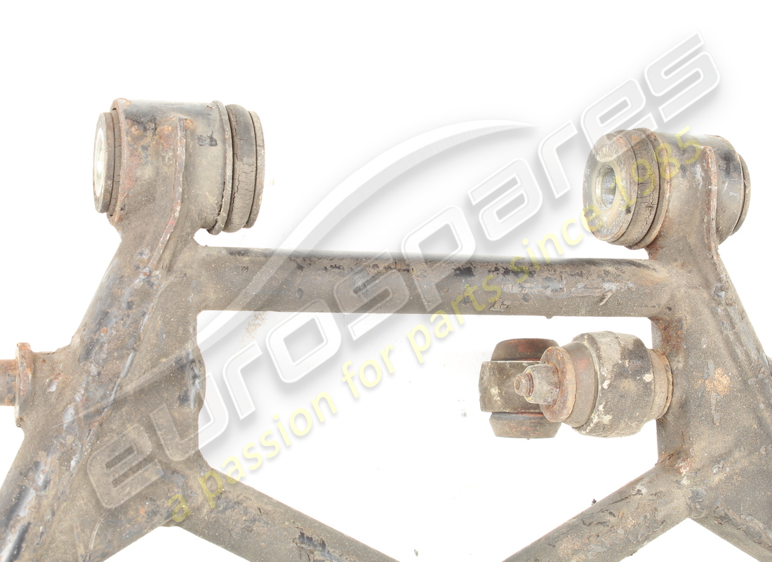 PALANCA INFERIOR TRASERA FERRARI USADA. NÚMERO DE PIEZA 124304 (4) palanca inferior trasera ferrari usada. número de pieza 124304 (4)