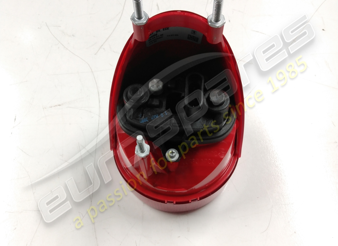 nueva ferrari luz trasera interior izquierda. número de pieza 185669 (3)