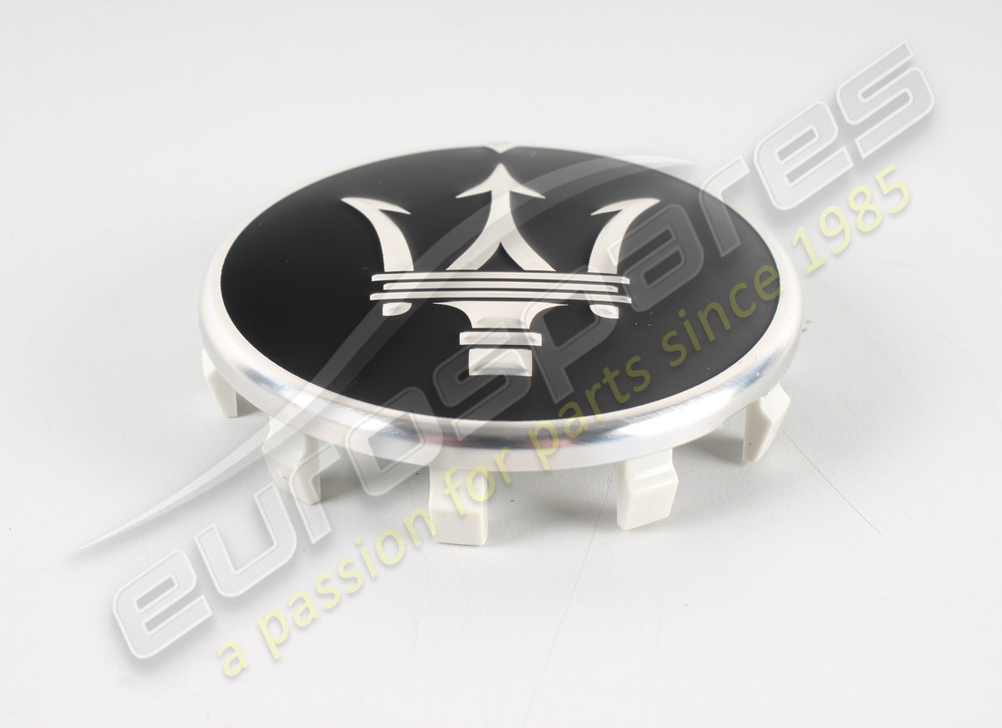 nueva insignia de rueda maserati. número de parte 670149986 (2)