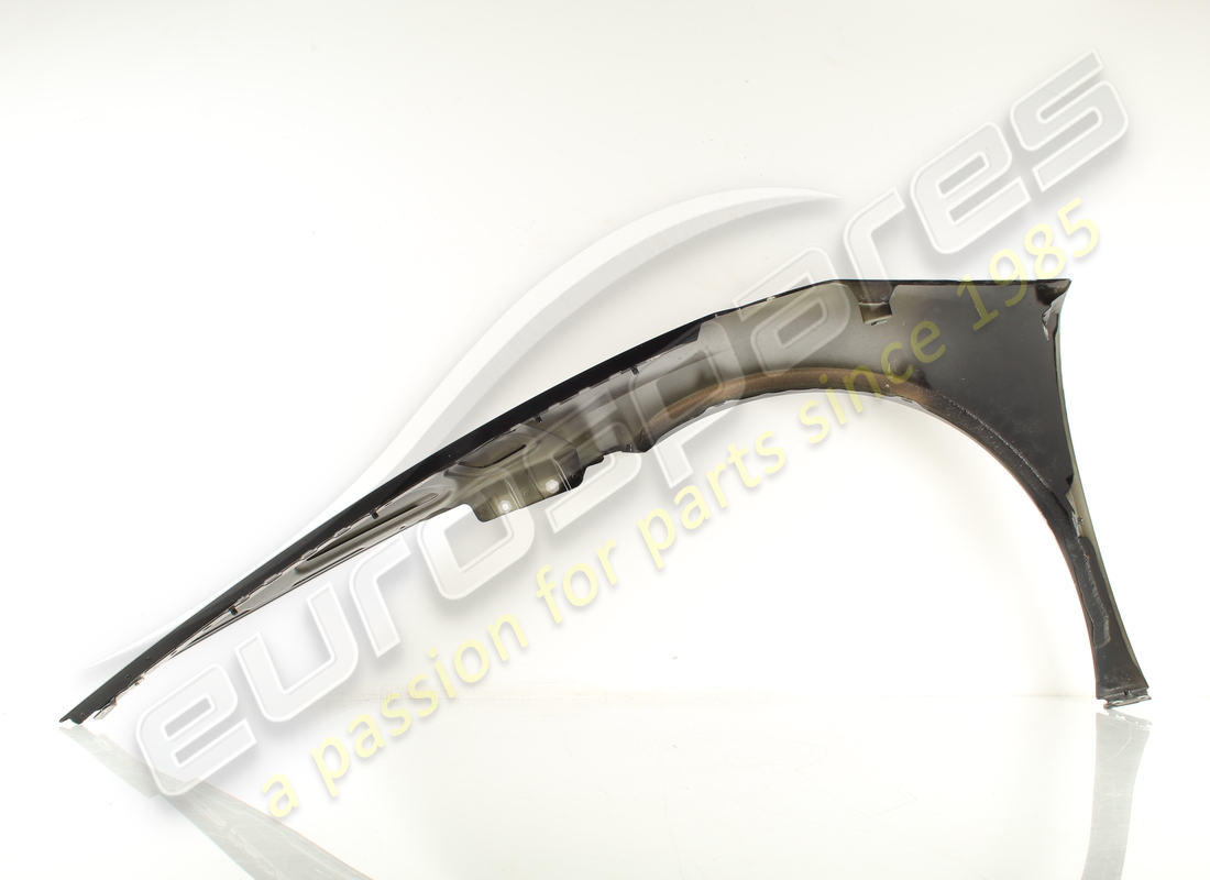 guardabarros delantero derecho lamborghini usado. número de parte 4t0821022d (3)