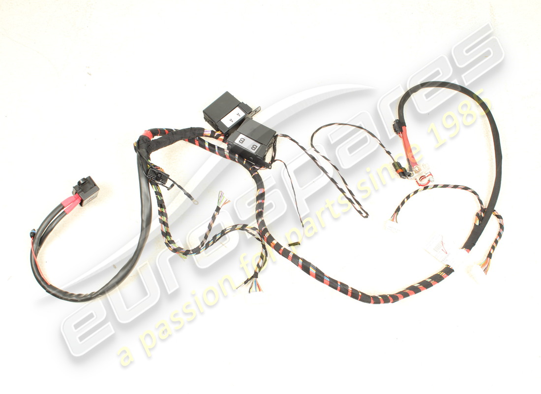 cable de conexión del túnel trasero derecho nuevo ferrari. número de pieza 198554 (1)