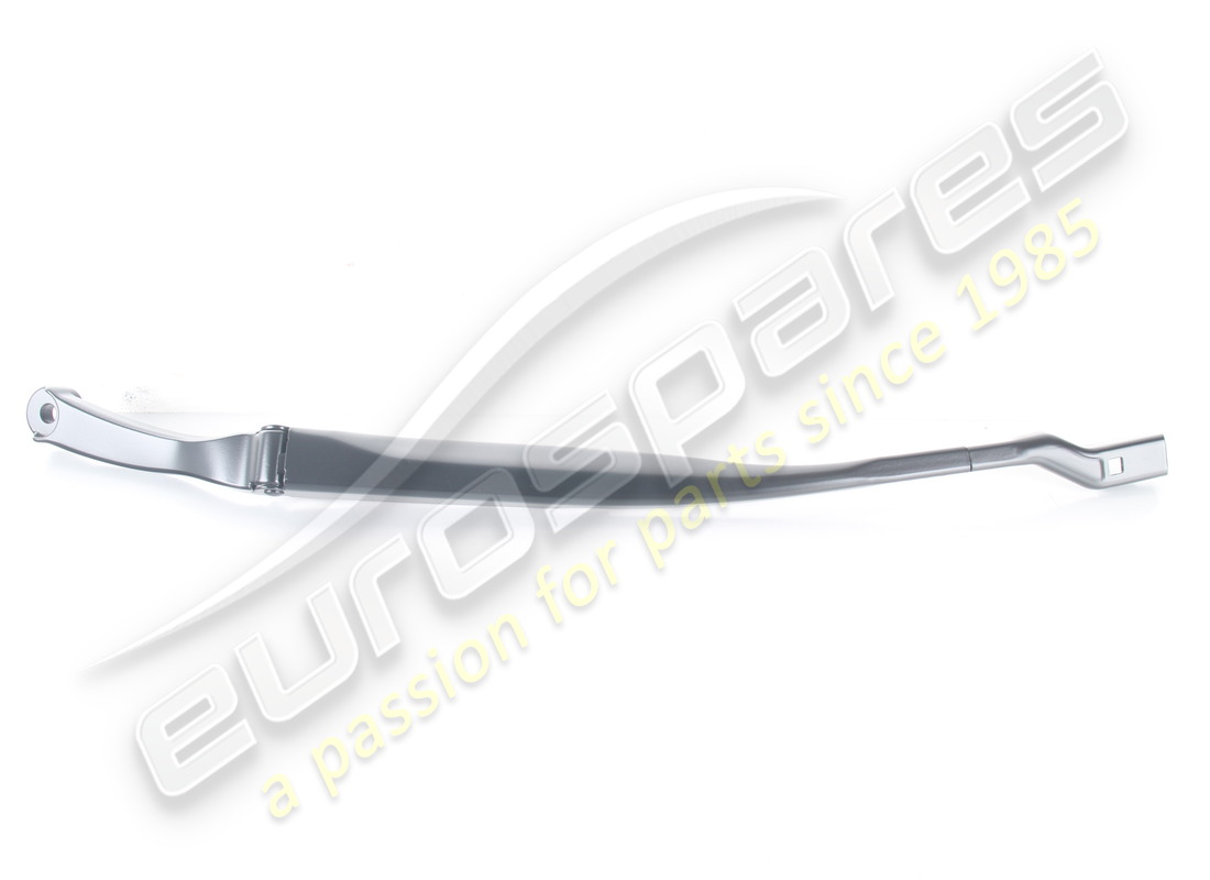 new maserati lhd pilot side windshield wi. part number 670007562 (1)