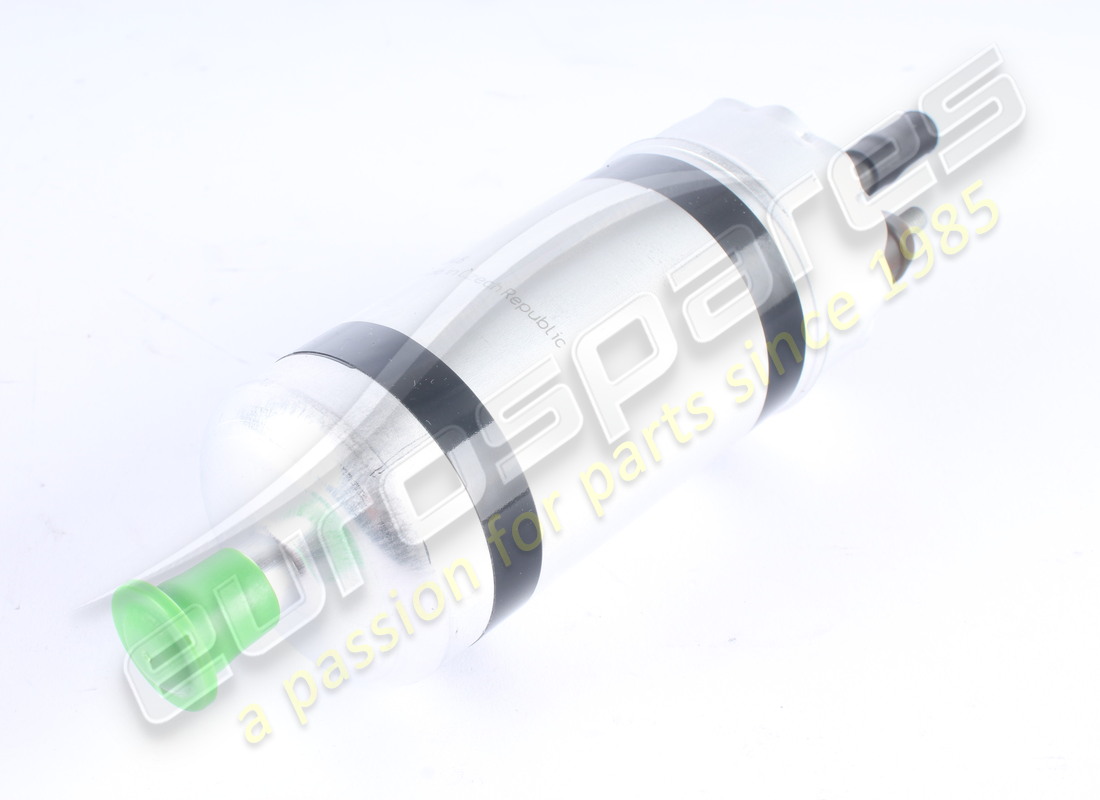 NUEVA BOMBA DE COMBUSTIBLE BOSCH. NÚMERO DE PARTE 002024398 (3) nueva bomba de combustible bosch. número de parte 002024398 (3)