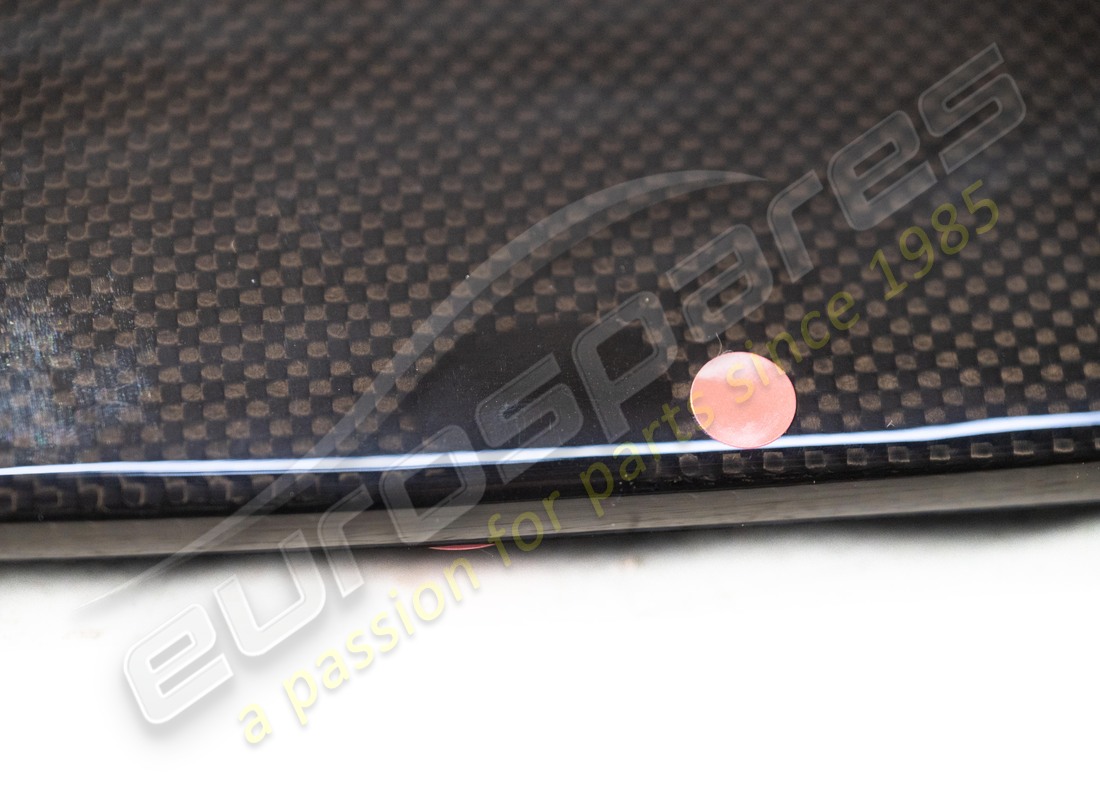 ALERÓN DELANTERO DE FIBRA DE CARBONO USADO FERRARI. NÚMERO DE PIEZA 963231 (3) alerón delantero de fibra de carbono usado ferrari. número de pieza 963231 (3)