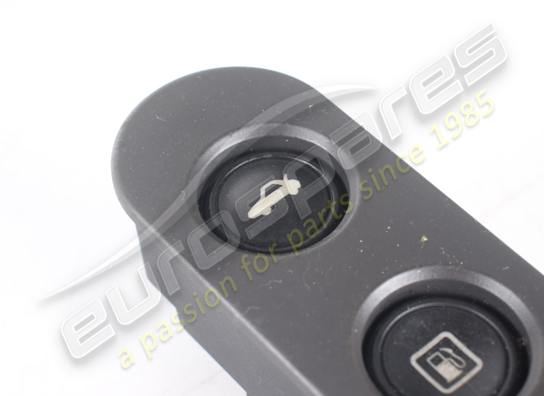 usado ferrari relé de capó y puerta de combustible. número de pieza 72676419 (2)